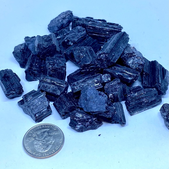 Black Tourmaline Natural/rough Crystal - Picture 6 of 7